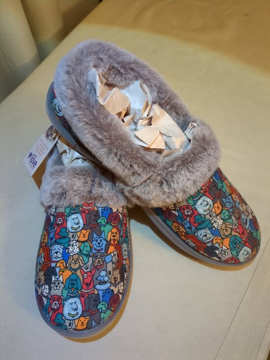 BOBS from Skechers Shoes - New Bobs from Sketchers Memory Foam Dog Design Slippers